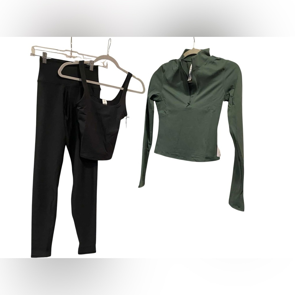 NWT Alo Yoga leggings/tank/pullover set CLOVER GREEN/BLACK Size S